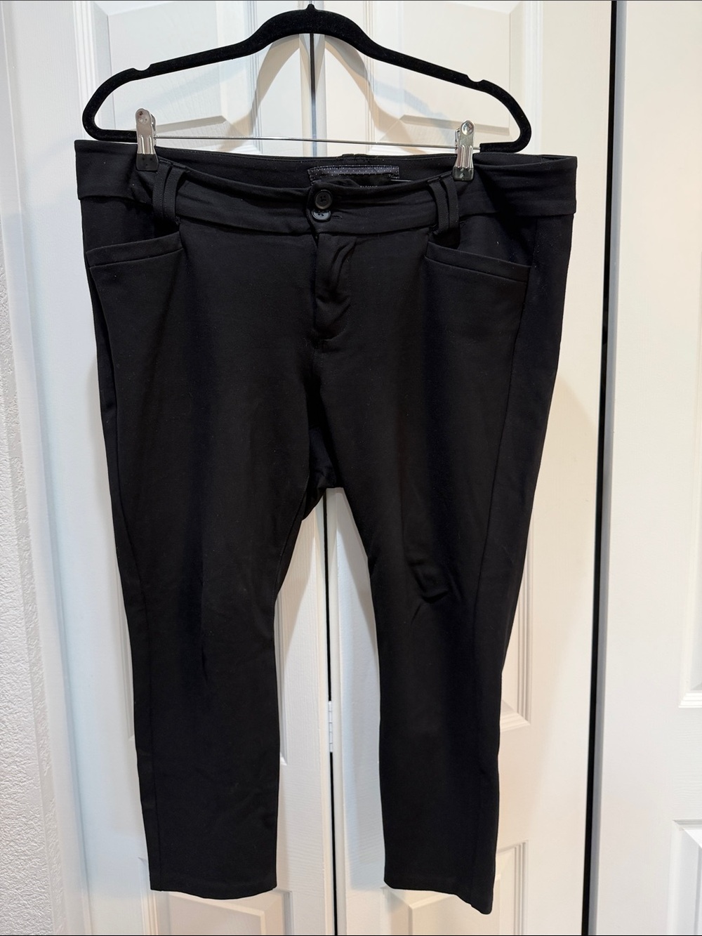 Torrid Women’s Studio Skinny Ankle Pants Size 16